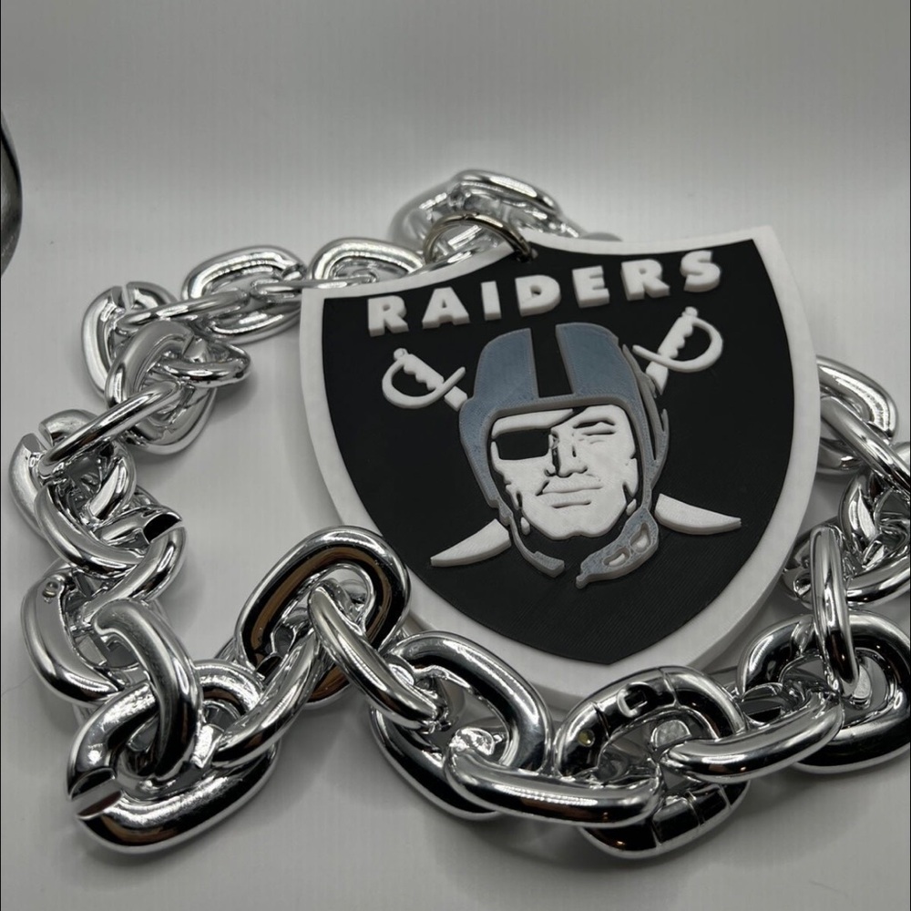 Jumbo Fan Chain Las Vegas Raiders Necklace